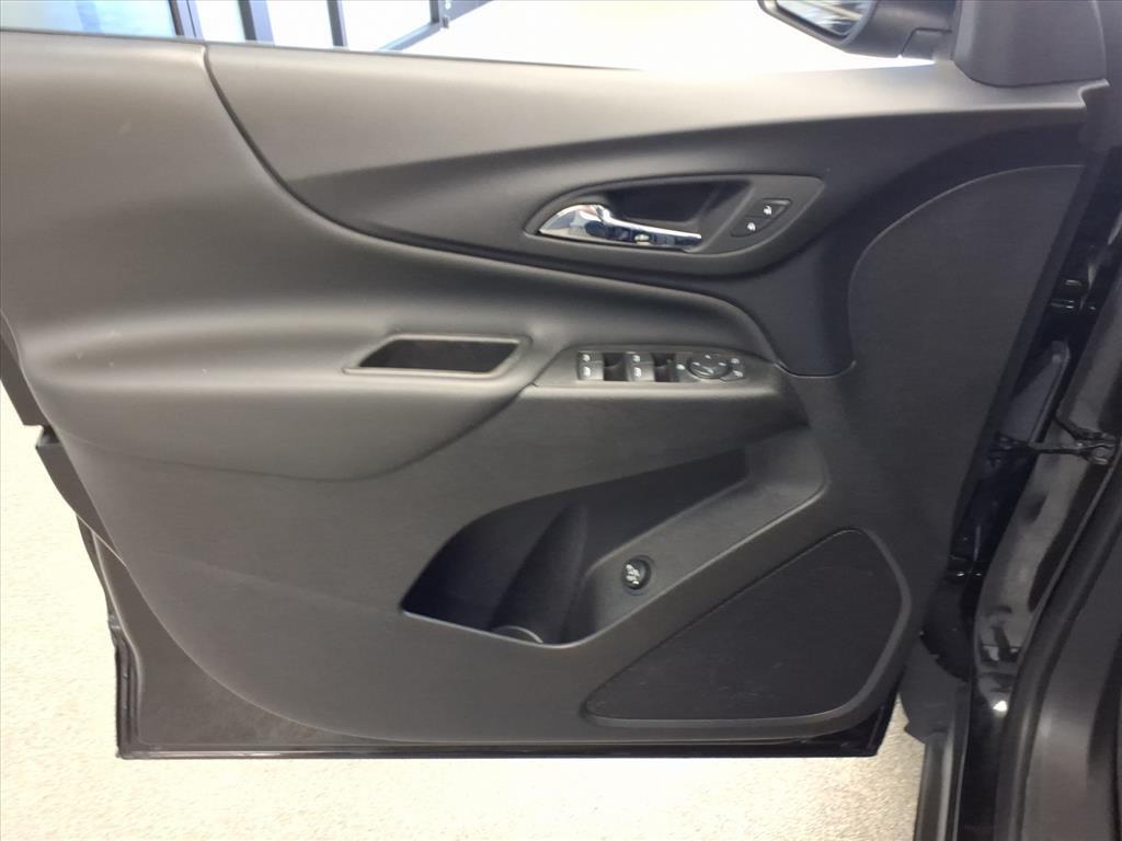 used 2024 Chevrolet Equinox car, priced at $24,950