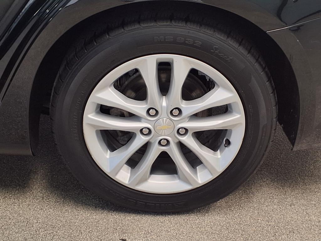 used 2018 Chevrolet Malibu car, priced at $13,550