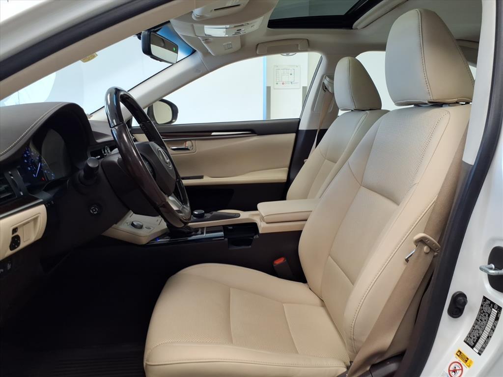 used 2016 Lexus ES 350 car, priced at $26,950
