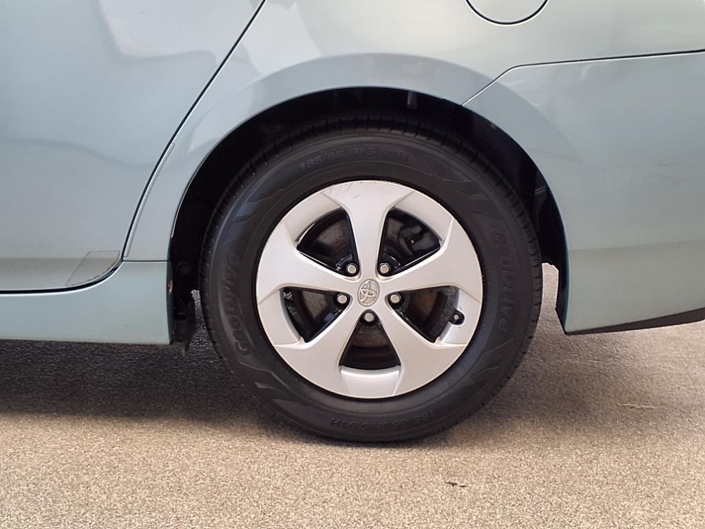 used 2013 Toyota Prius car, priced at $8,550
