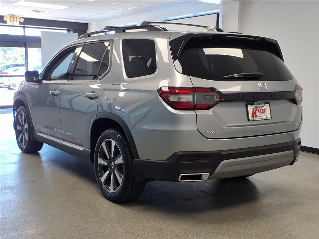 used 2024 Honda Pilot car, priced at $44,950