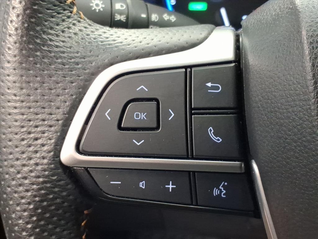 used 2024 Toyota Sienna car, priced at $50,950