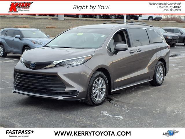 used 2022 Toyota Sienna car, priced at $39,950