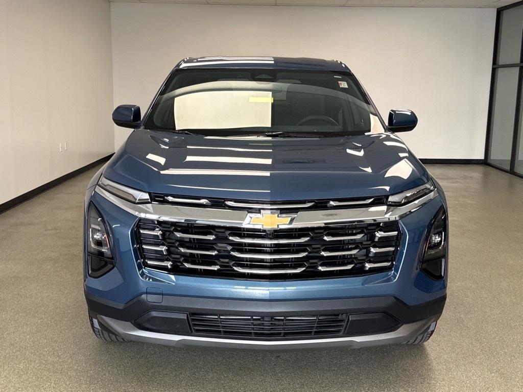 used 2025 Chevrolet Equinox car, priced at $30,950