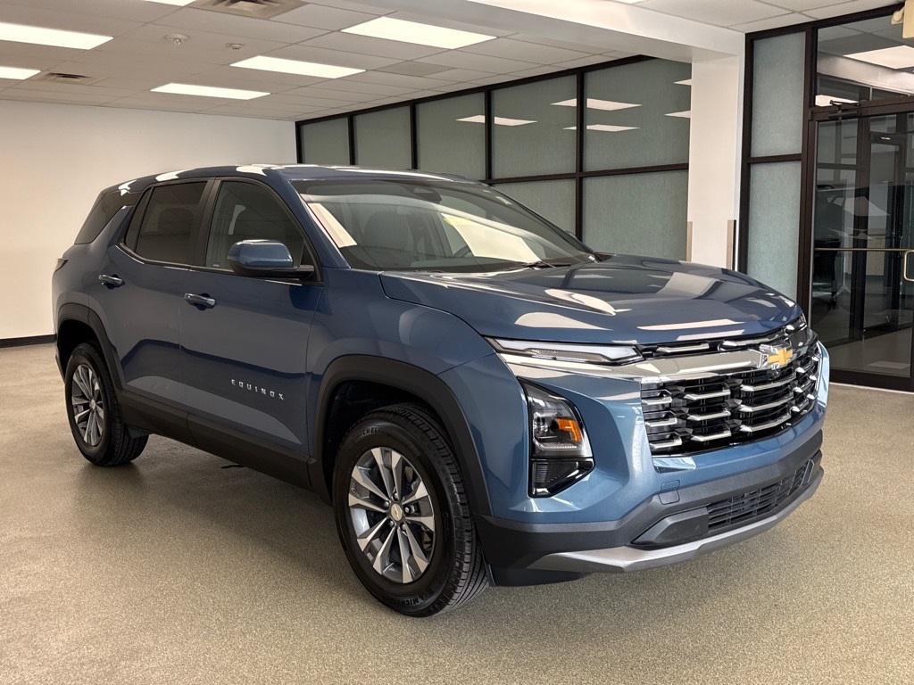 used 2025 Chevrolet Equinox car, priced at $30,950