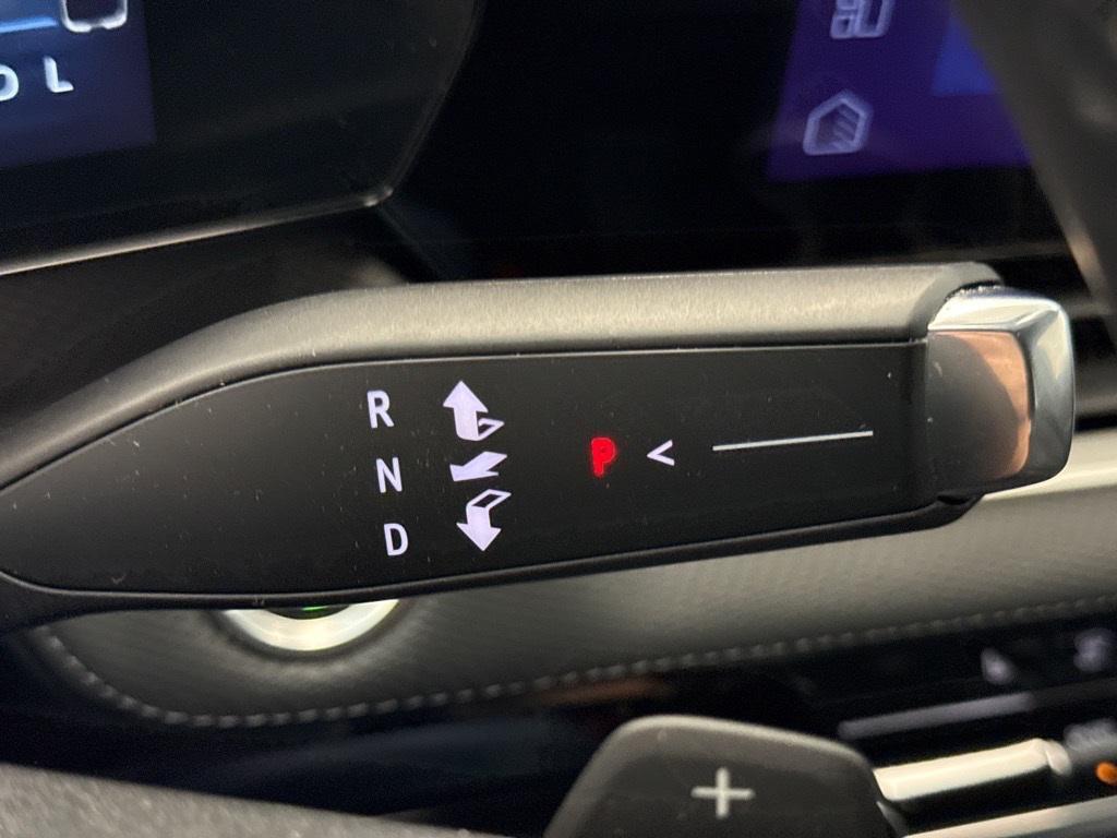 used 2025 Chevrolet Equinox car, priced at $30,950