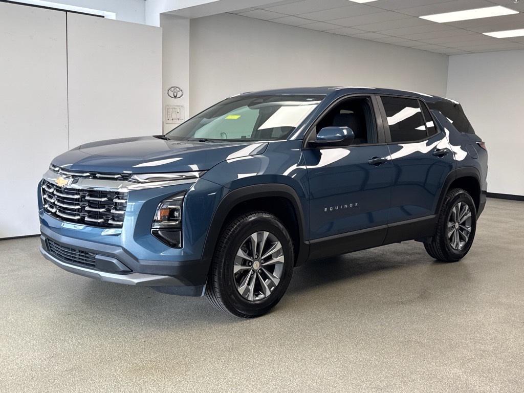 used 2025 Chevrolet Equinox car, priced at $30,950