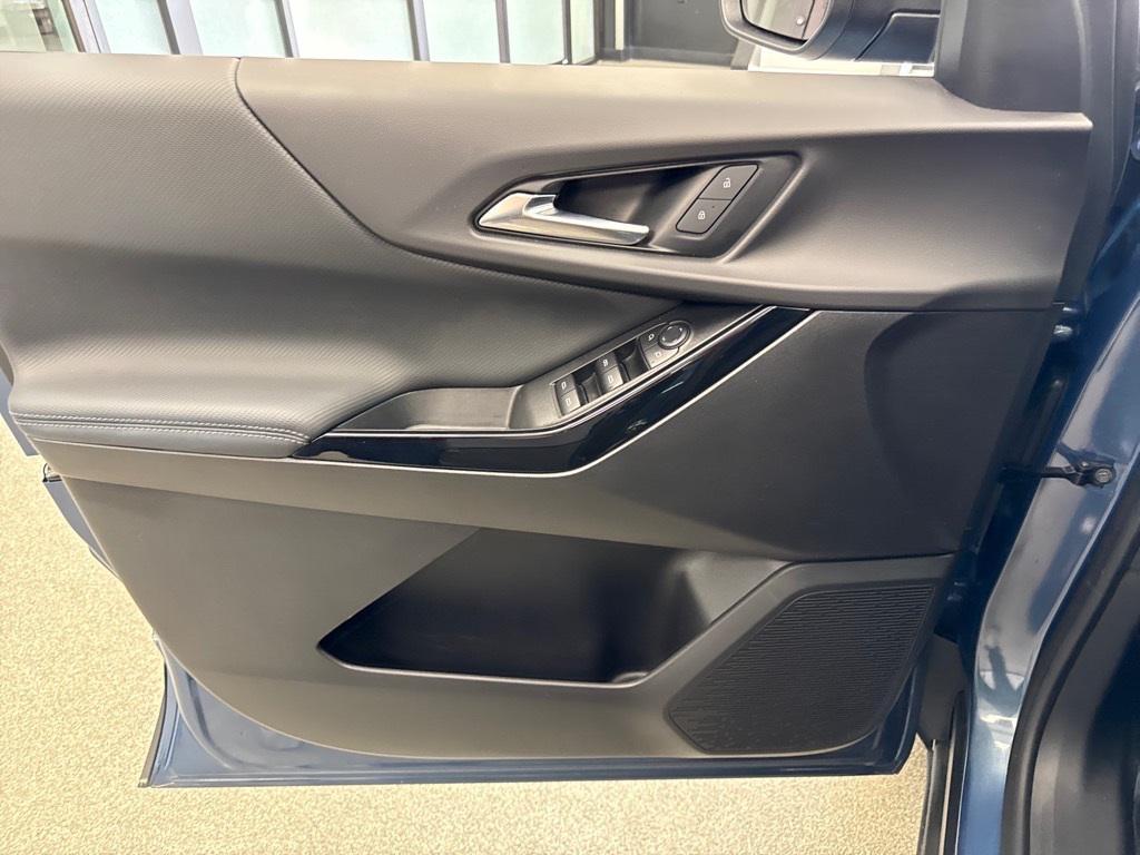 used 2025 Chevrolet Equinox car, priced at $30,950