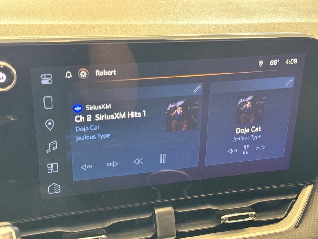 used 2025 Chevrolet Equinox car, priced at $30,950