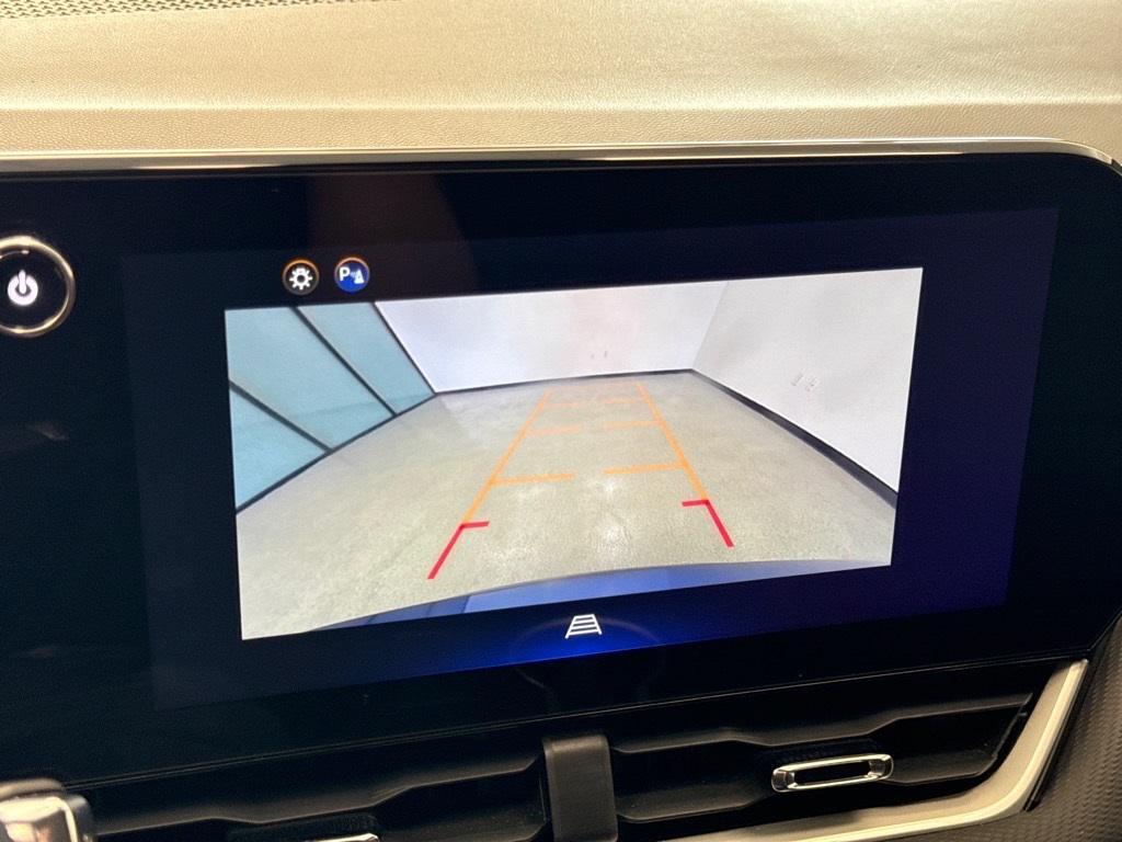 used 2025 Chevrolet Equinox car, priced at $30,950