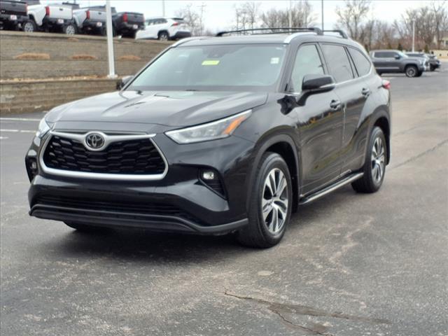 used 2020 Toyota Highlander car, priced at $29,950