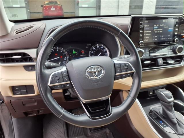 used 2020 Toyota Highlander car, priced at $29,950