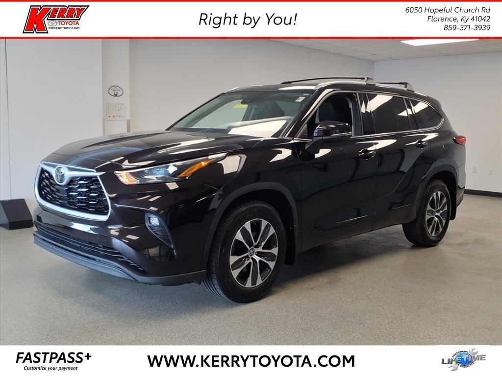 used 2022 Toyota Highlander car, priced at $36,950