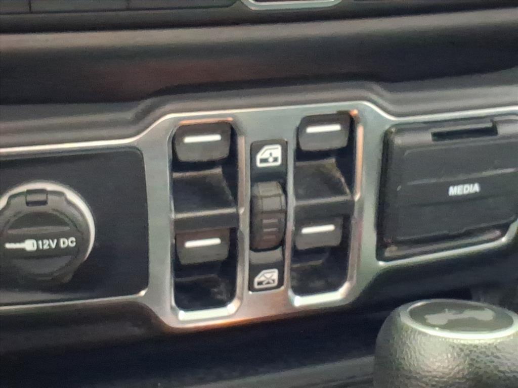 used 2021 Jeep Wrangler Unlimited car, priced at $25,240