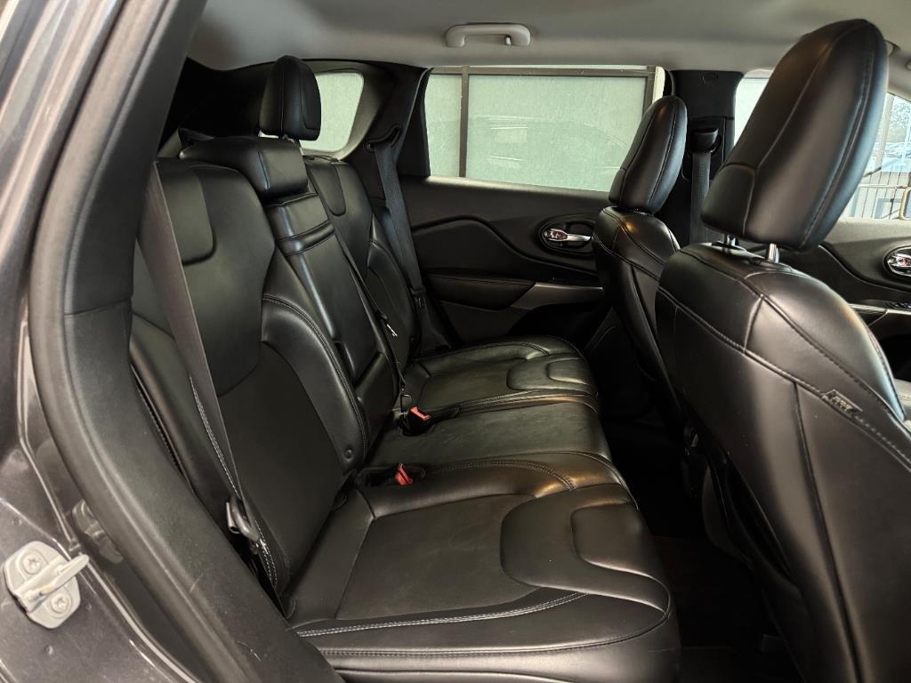 used 2019 Jeep Cherokee car, priced at $13,950