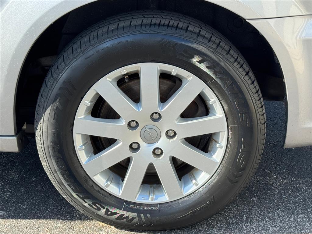 used 2016 Chrysler Town & Country car, priced at $7,950