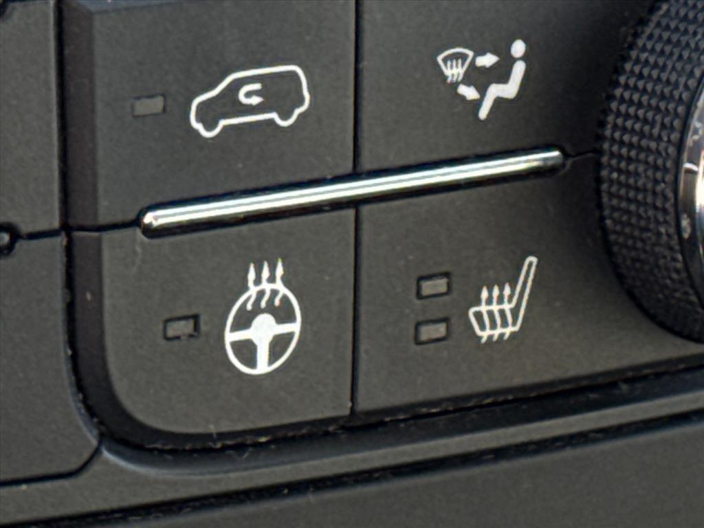 used 2016 Chrysler Town & Country car, priced at $7,950