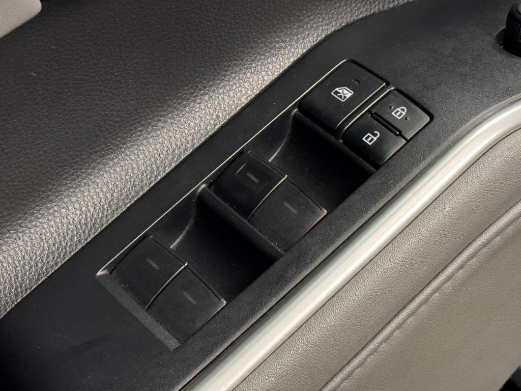 used 2020 Toyota Highlander car, priced at $26,950
