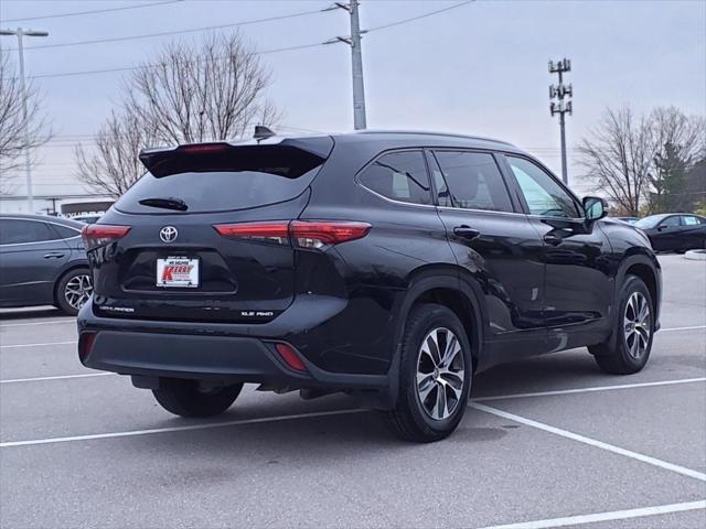 used 2022 Toyota Highlander car, priced at $38,950