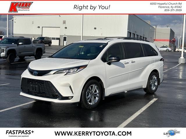 used 2022 Toyota Sienna car, priced at $45,950