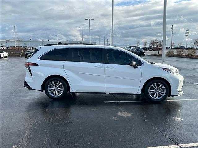 used 2022 Toyota Sienna car, priced at $45,950