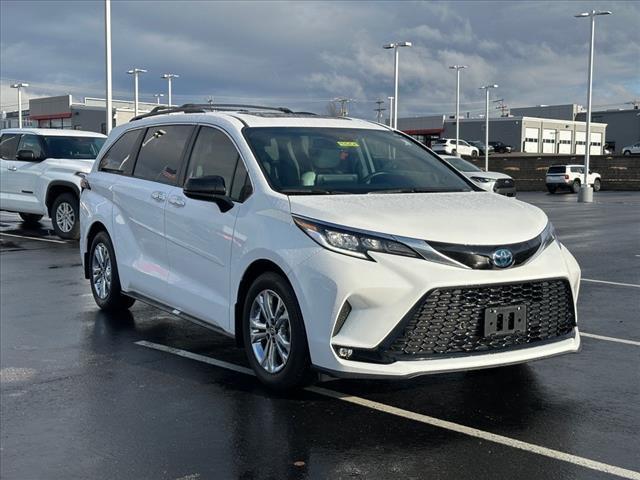 used 2022 Toyota Sienna car, priced at $45,950