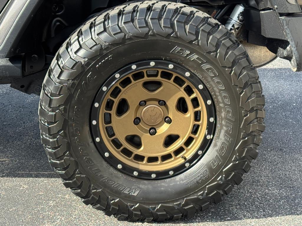 used 2019 Jeep Wrangler Unlimited car, priced at $35,950