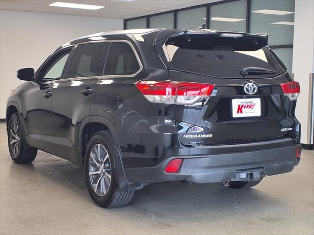 used 2017 Toyota Highlander car, priced at $21,550