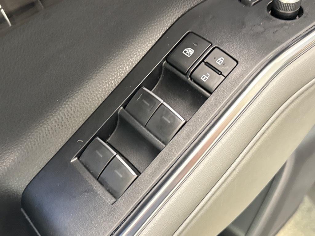 used 2023 Toyota Highlander car, priced at $43,950