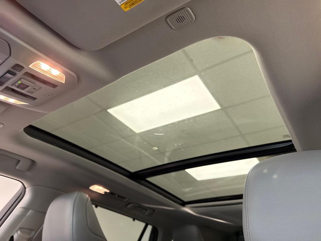 used 2023 Toyota Highlander car, priced at $43,950