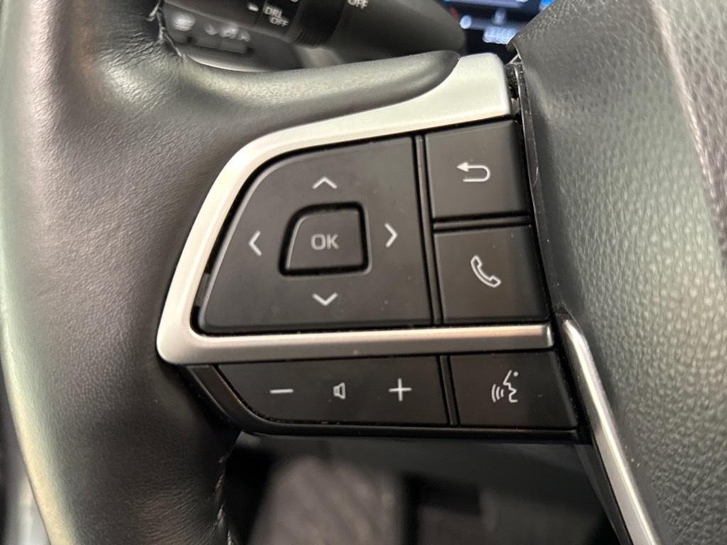 used 2023 Toyota Highlander car, priced at $43,950