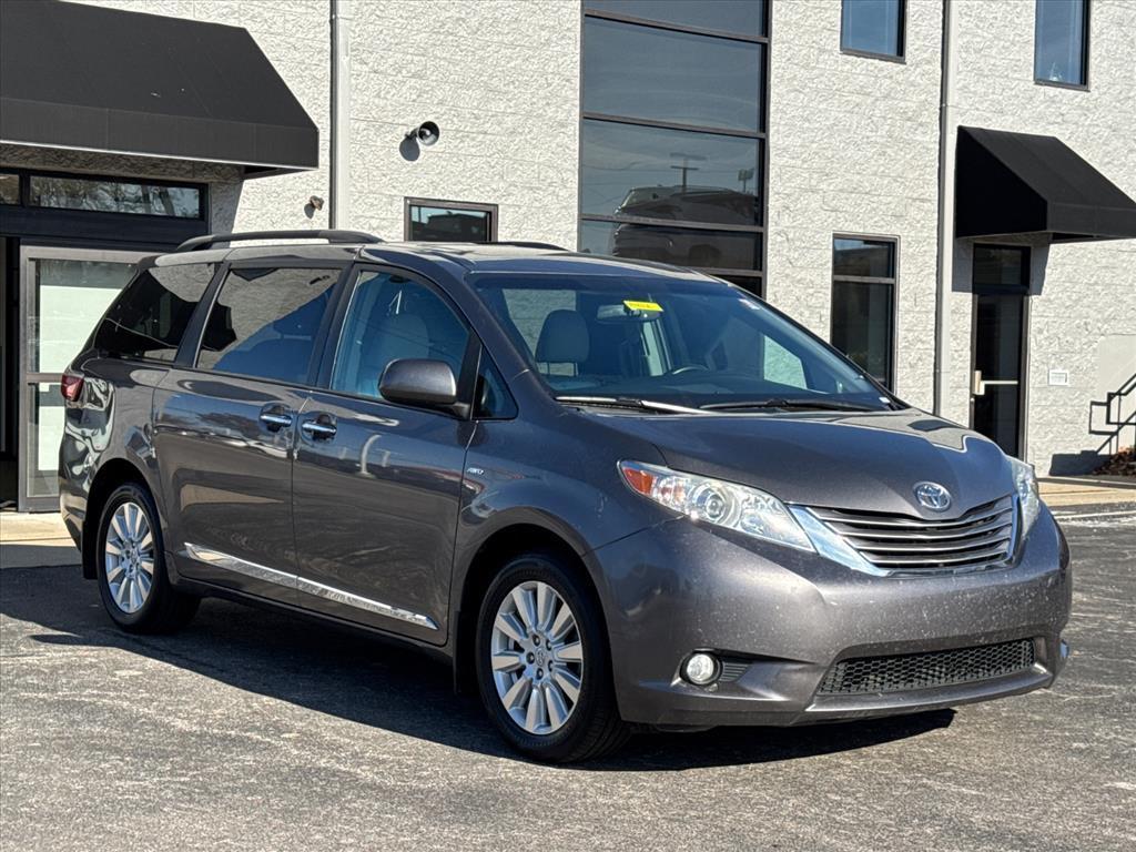 used 2017 Toyota Sienna car, priced at $12,550