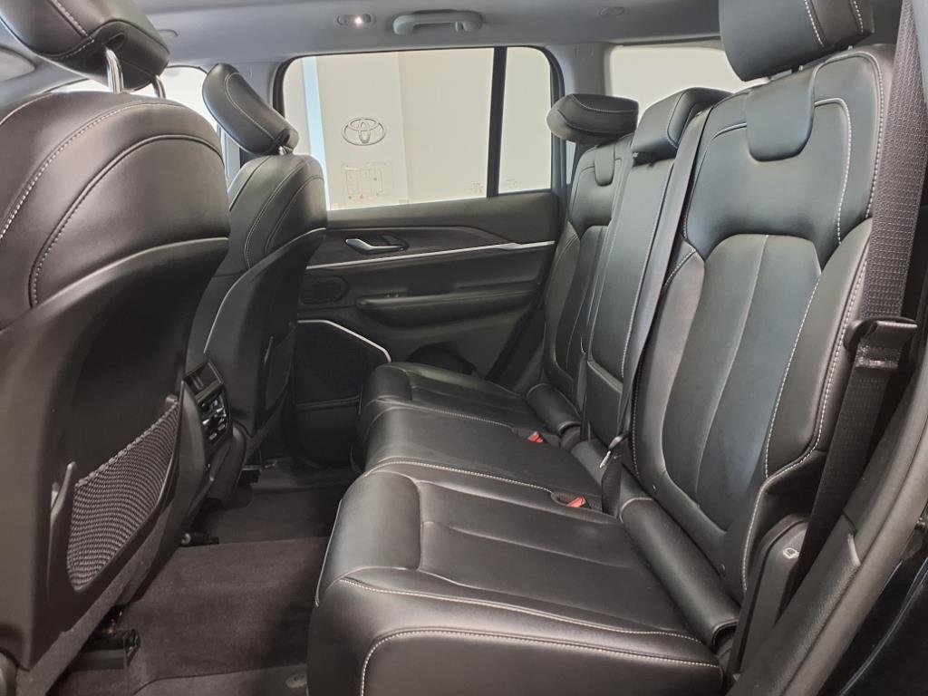 used 2022 Jeep Grand Cherokee car, priced at $28,950