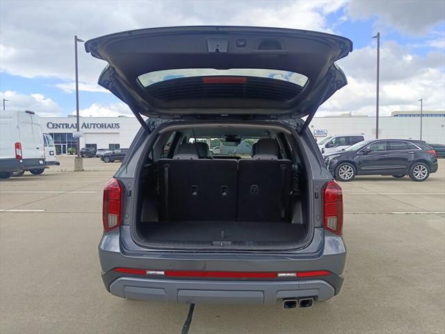 used 2025 Hyundai Palisade car, priced at $34,888