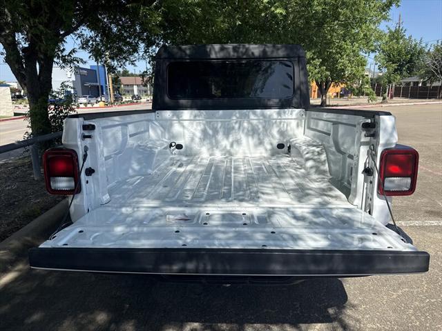 used 2023 Jeep Gladiator car, priced at $27,888