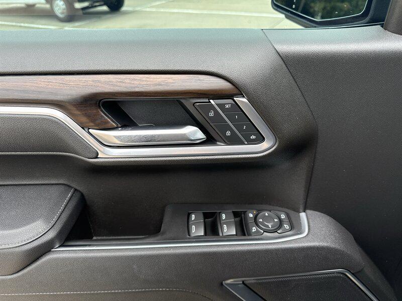 used 2025 GMC Sierra 1500 car, priced at $39,888