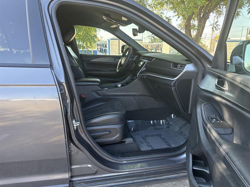 used 2024 Jeep Grand Cherokee L car, priced at $28,888