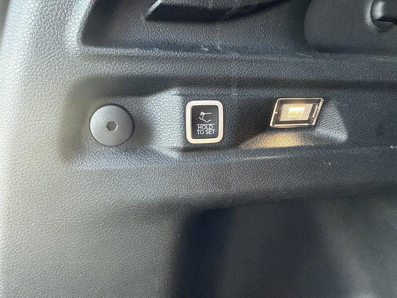 used 2024 Jeep Grand Cherokee L car, priced at $28,888