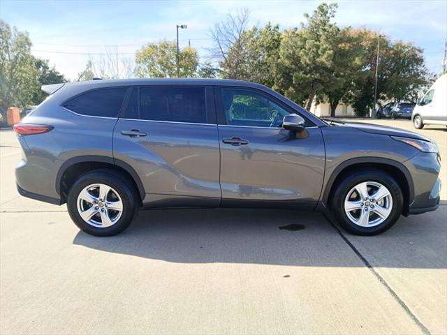 used 2023 Toyota Highlander car, priced at $28,888