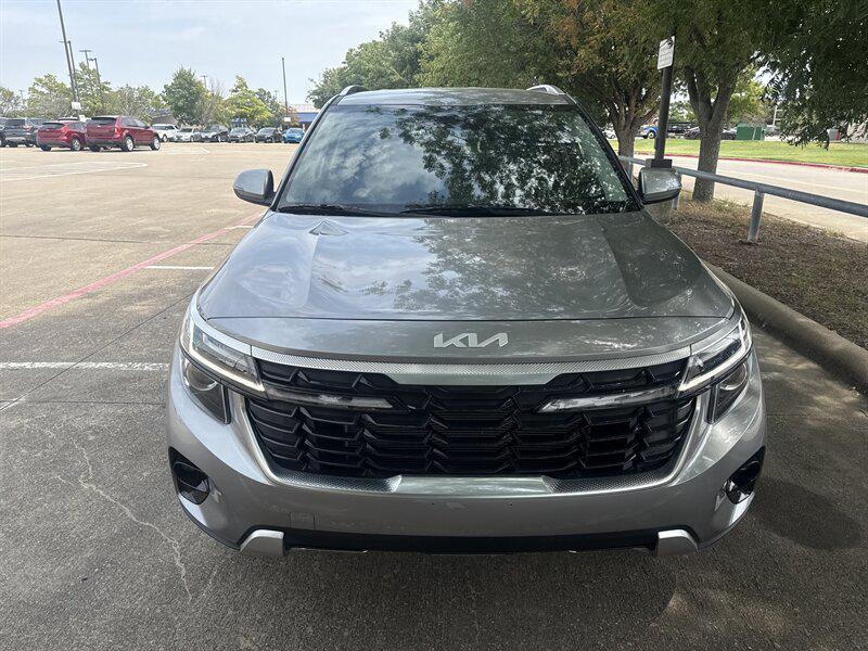 used 2025 Kia Seltos car, priced at $21,888