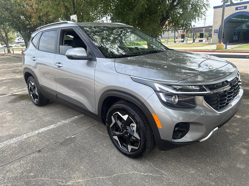used 2025 Kia Seltos car, priced at $21,888