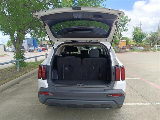 used 2023 Kia Sorento car, priced at $23,888