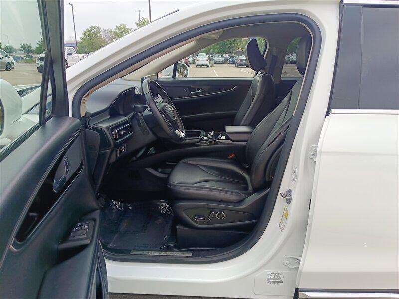 used 2022 Lincoln Nautilus car, priced at $29,888