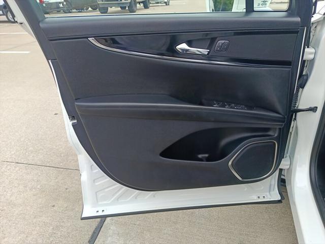 used 2022 Lincoln Nautilus car, priced at $29,888