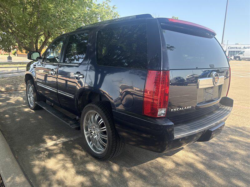 used 2008 Cadillac Escalade car, priced at $6,889