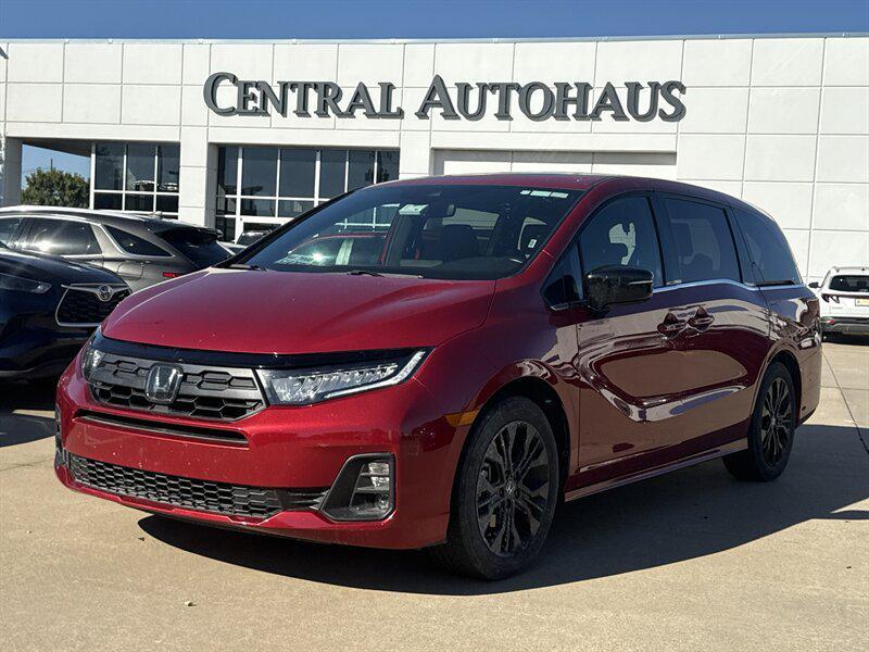 used 2025 Honda Odyssey car, priced at $37,888