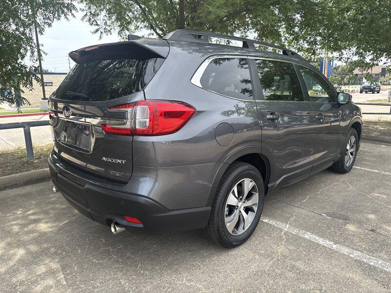 used 2025 Subaru Ascent car, priced at $34,886