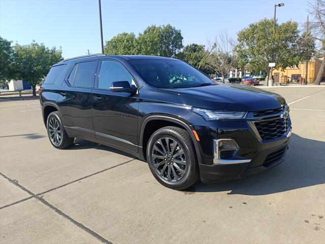 used 2023 Chevrolet Traverse car, priced at $29,888