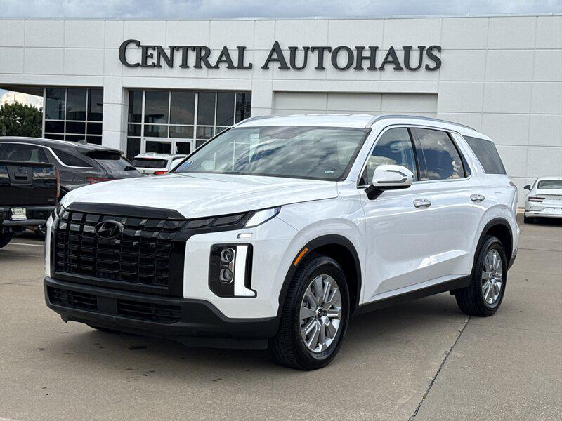 used 2025 Hyundai Palisade car, priced at $34,888