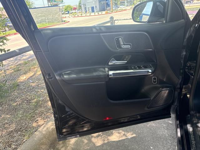 used 2021 Mercedes-Benz GLB 250 car, priced at $23,888